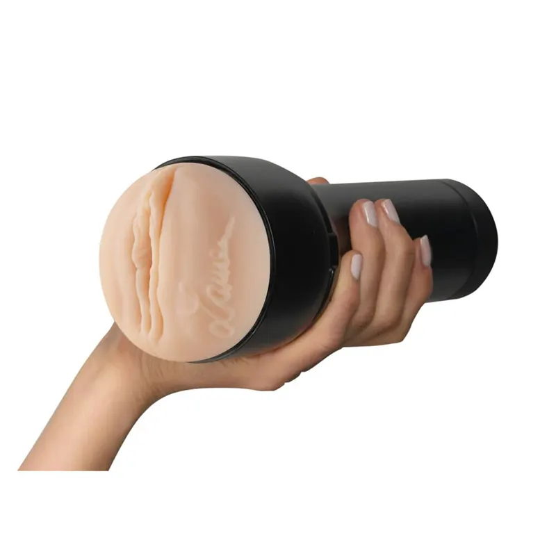 KIIRO Lauren Phillips